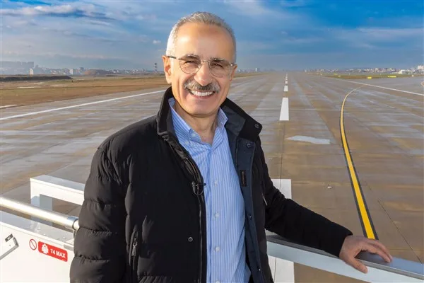 Uraloğlu: Ankara-Samsun hızlı tren hattıyla yolculuk 2,5 saate inecek
